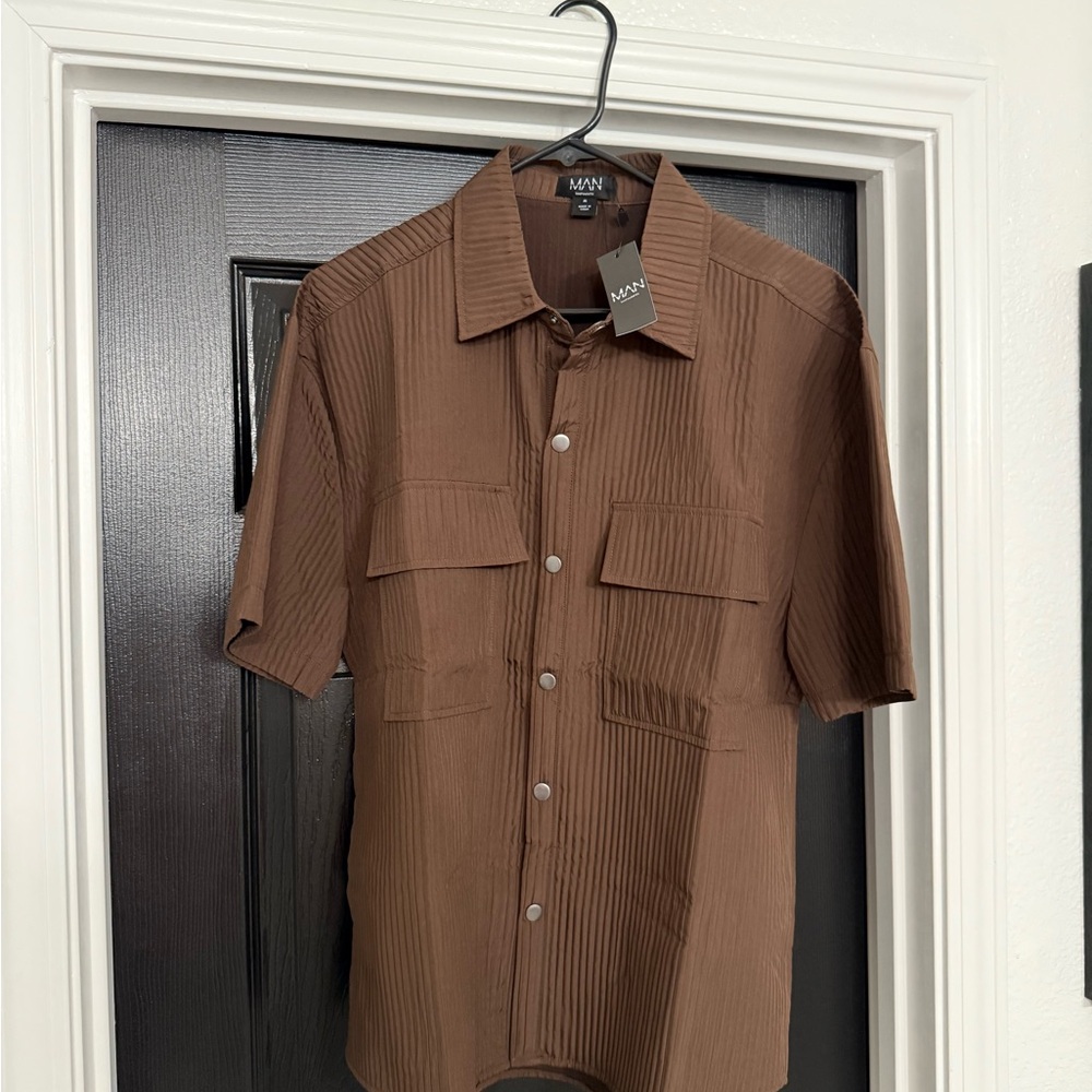 Boohoo Brown Casual Button Down Shirt View 3